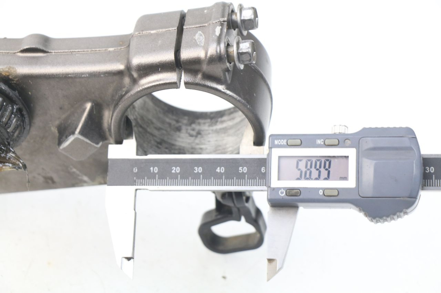 photo de PIASTRA SUPERIORE YAMAHA YZ-F YZF 250 (2014 - 2018)