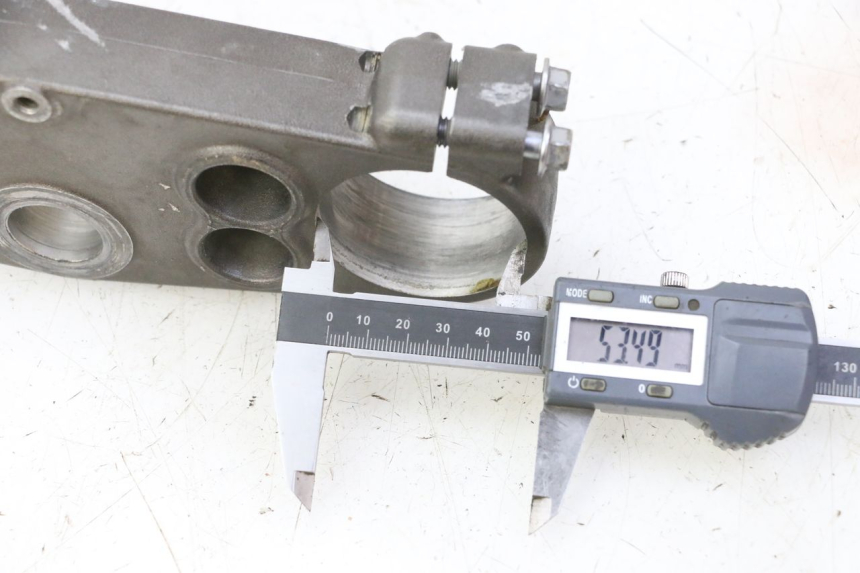 photo de PIASTRA SUPERIORE YAMAHA YZ-F YZF 250 (2014 - 2018)