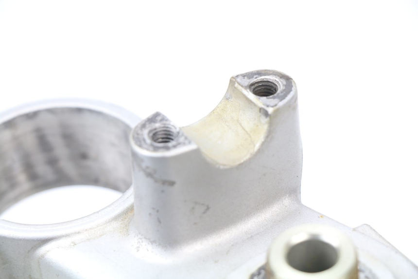 photo de PIASTRA SUPERIORE YAMAHA YZ 125 (1998 - 2005) - Primo piano tecnico