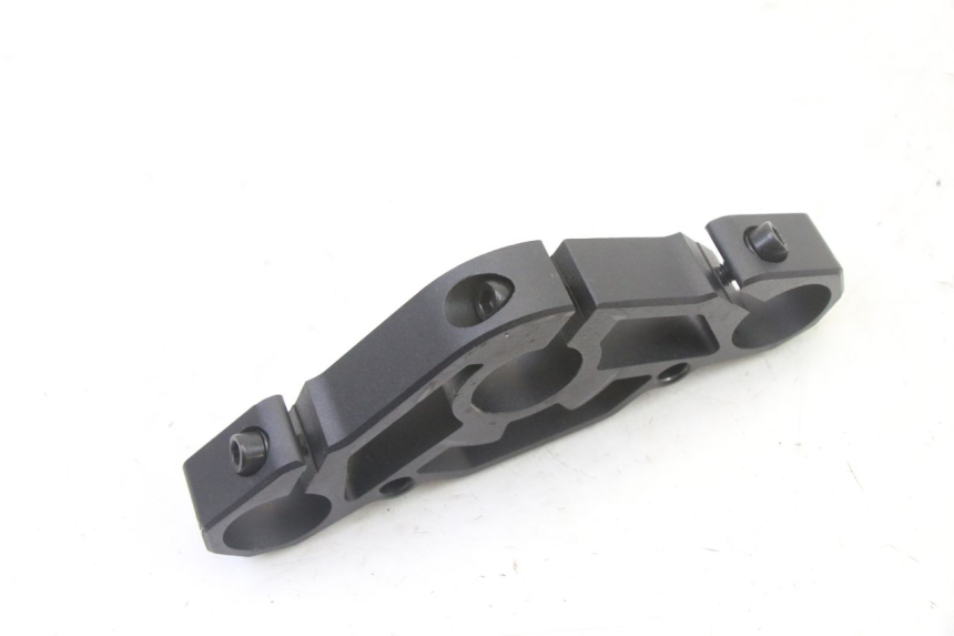 photo de PIASTRA SUPERIORE SEGWAY NINEBOT ZT3 PRO 1