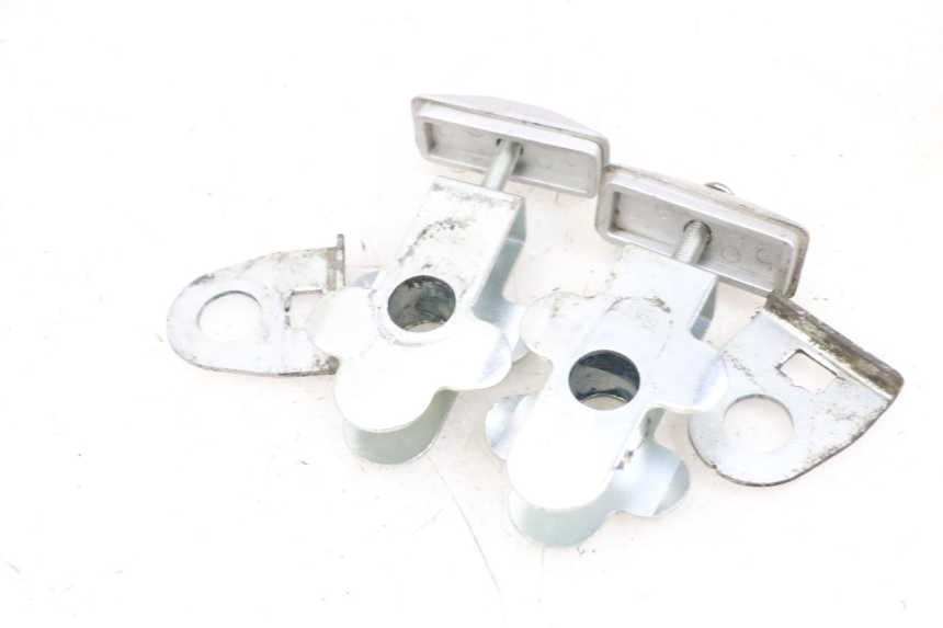 photo de Tenditore catena SUZUKI GSF N BANDIT 600 (1996 - 1999) - Dettaglio del componente