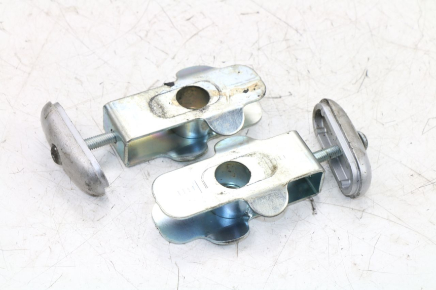 photo de Tenditore catena SUZUKI SFV GLADIUS 650 (2009 - 2015) - Zoom sullo stato d'uso