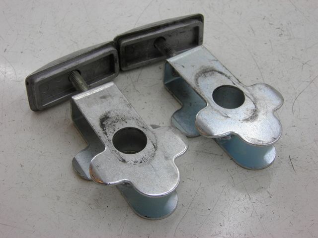 photo de Tenditore catena SUZUKI GSX F GSXF 650 (2007 - 2015)