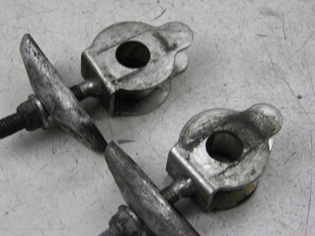 photo de Tenditore catena SUZUKI GZ MARAUDER 125 (1998 - 2004)