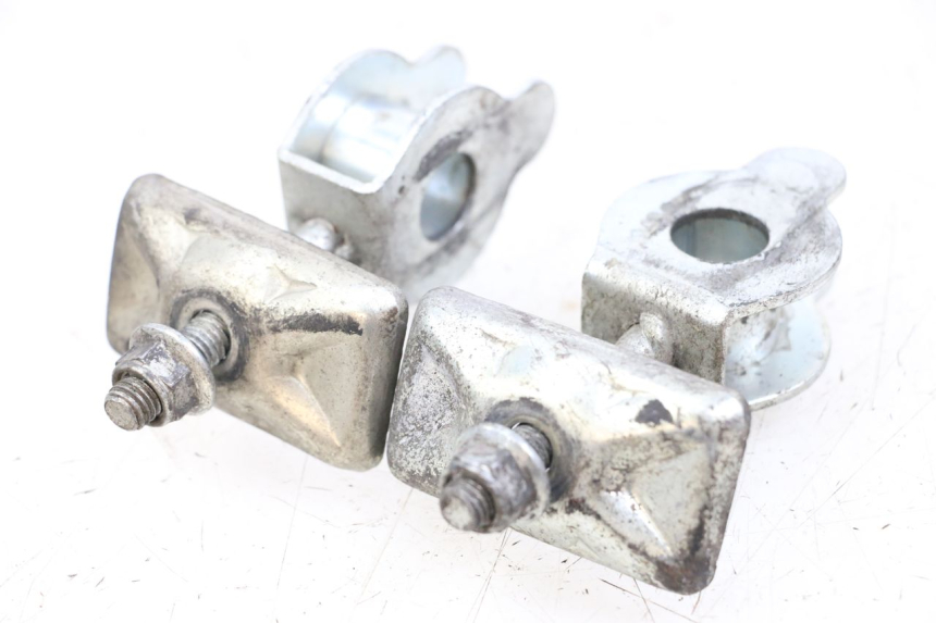 photo de TENDITORE CATENA SUZUKI VL INTRUDER 125 (2004 - 2007)