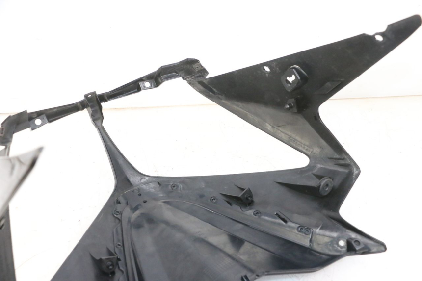 photo de CUPOLINO SUZUKI DL V STROM 1000 (2002 - 2007) - Primo piano tecnico