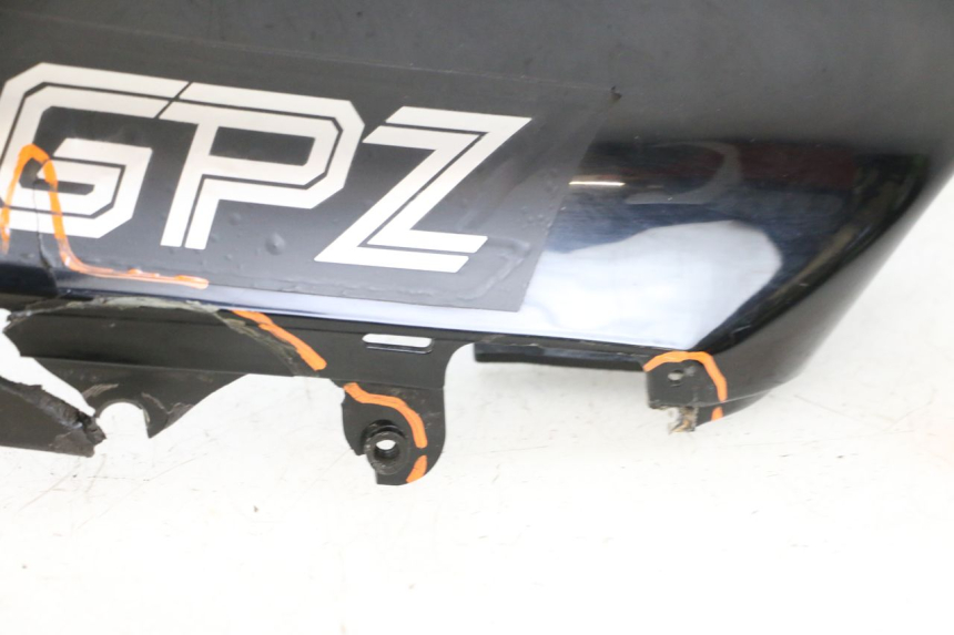 photo de CUPOLINO KAWASAKI GPZ RX 1000 (1986 - 1988) - Ispezione visiva dettagliata