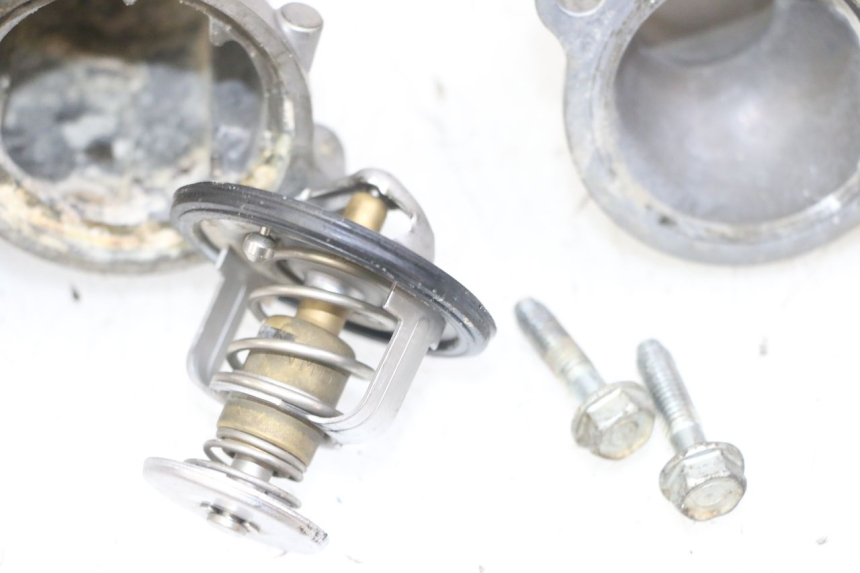 photo de TERMOSTATO  HONDA CB R 1000 (2018 - 2023)