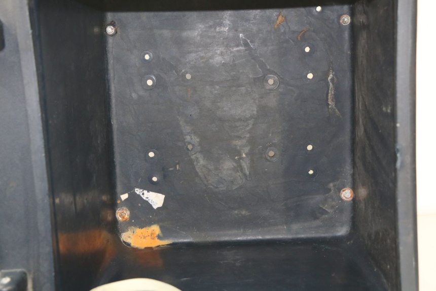 photo de Bauletto KYMCO AGILITY 4T 50 (2005 - 2018)