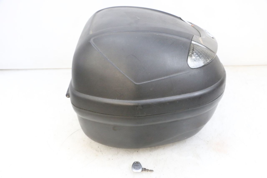 photo de BAULETTO PEUGEOT DJANGO 4T 50 (2014 - 2019) - Angolazione alternativa