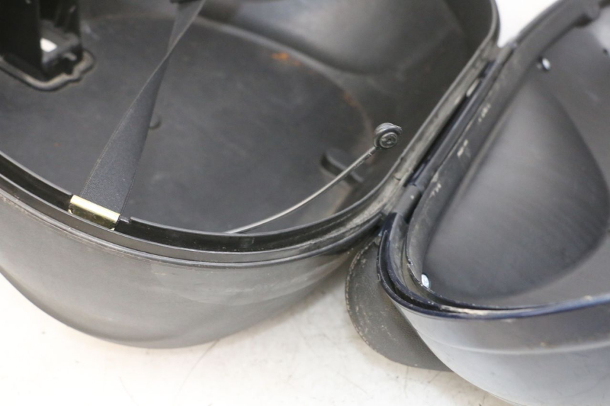 photo de BAULETTO PIAGGIO MP3 RL 250 (2006 - 2010) - Primo piano tecnico