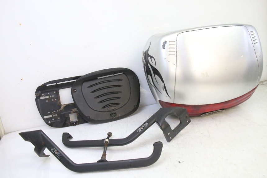 photo de BAULETTO PIAGGIO SUPER LX 125 (2000 - 2003)