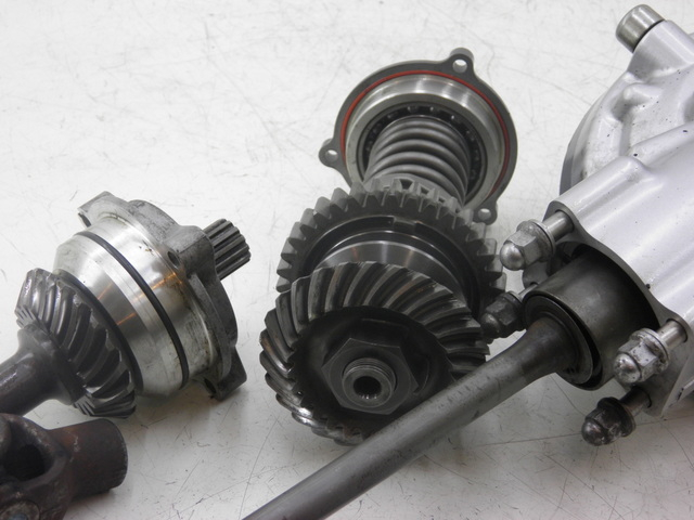photo de TRASMISSIONE RUOTA YAMAHA FJR 1300 (2004 - 2005)