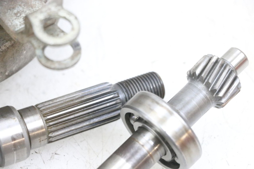 photo de TRASMISSIONE RUOTA PEUGEOT KISBEE 4T 50 (2010 - 2017) - Zoom sullo stato d'uso