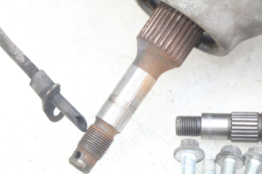 photo de TRASMISSIONE RUOTA PIAGGIO MP3 125 (2006 - 2014)