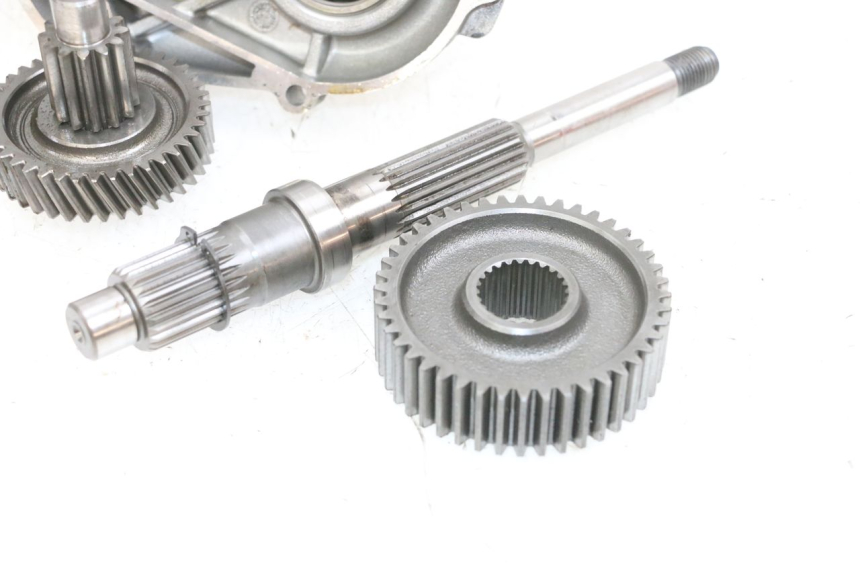 photo de TRASMISSIONE RUOTA YAMAHA YP MAJESTY 125 (2002 - 2006) - Caratteristiche distintive