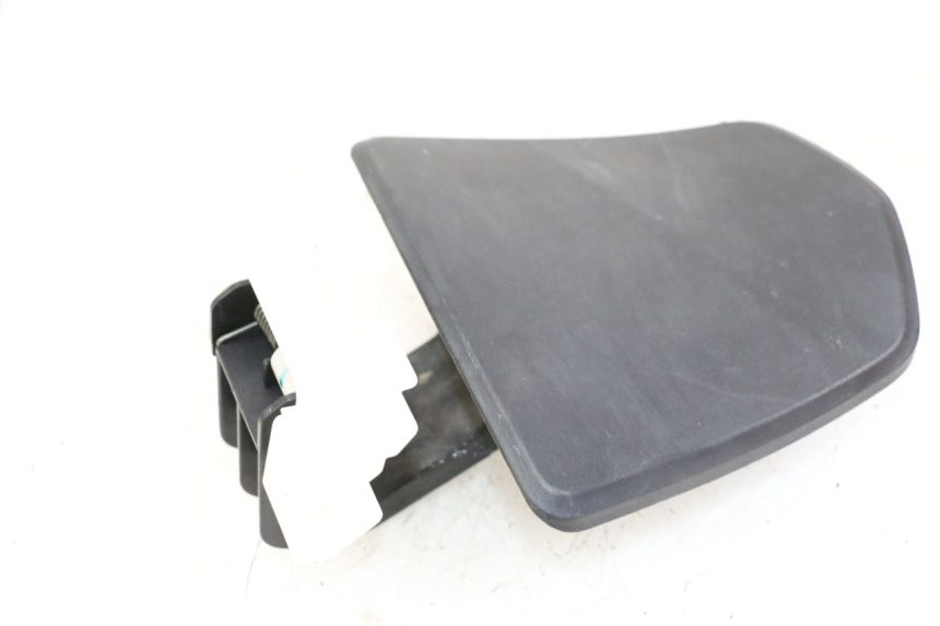 photo de CARBURANTE SPORTELLO HONDA PCX (JF57/JF64) 125 (2014 - 2018)