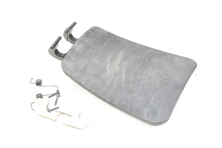 photo de SPORTELLO DEL SERBATOIO PIAGGIO MP3 LT 400 (2007 - 2012) - Vista principale