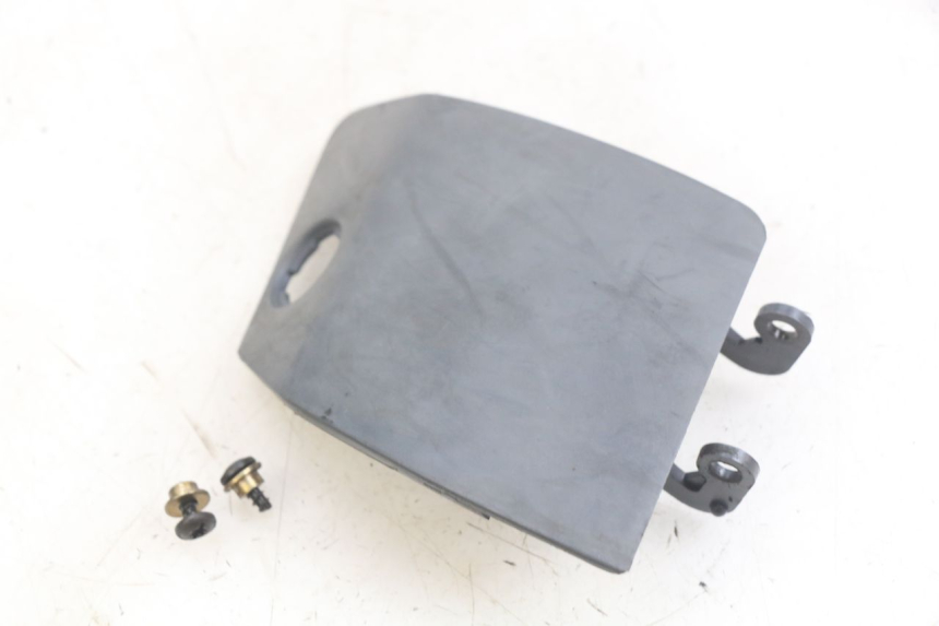photo de SPORTELLO DEL SERBATOIO PEUGEOT SV 125 (1991 - 1994)