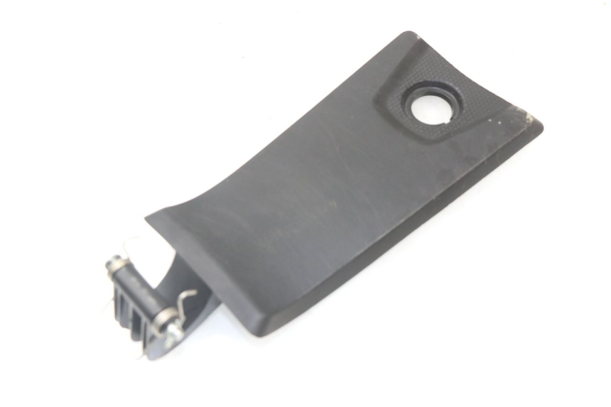 photo de CARBURANTE SPORTELLO YAMAHA XMAX X-MAX ABS 125 (2014 - 2016) - Vista principale