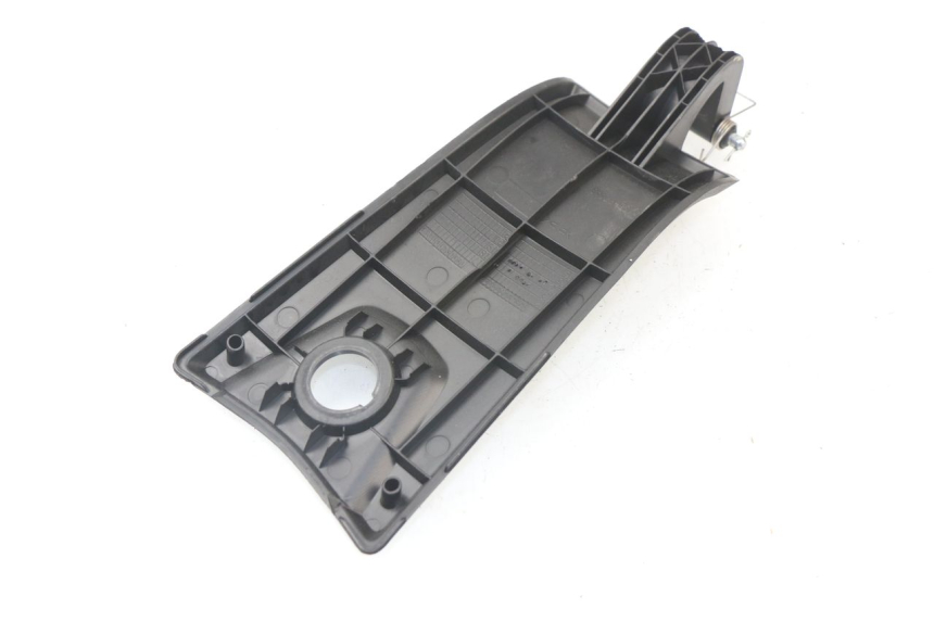 photo de CARBURANTE SPORTELLO YAMAHA XMAX X-MAX ABS 125 (2014 - 2016) - Zoom sullo stato d'uso