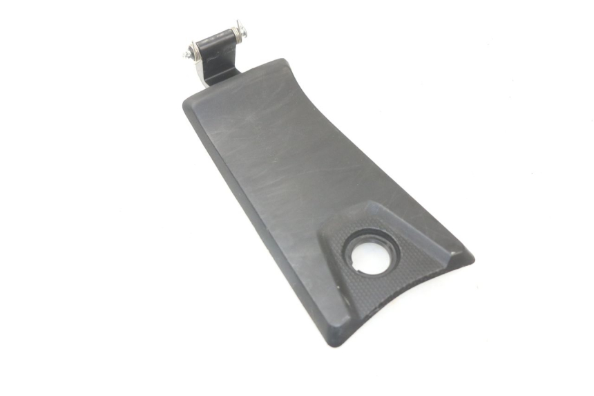 photo de CARBURANTE SPORTELLO YAMAHA XMAX X-MAX ABS 125 (2014 - 2016) - Altra angolazione