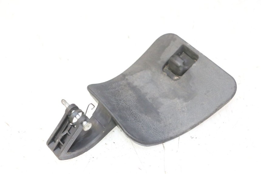 photo de SPORTELLO DEL SERBATOIO YAMAHA X-MAX XMAX 250 (2006 - 2009)