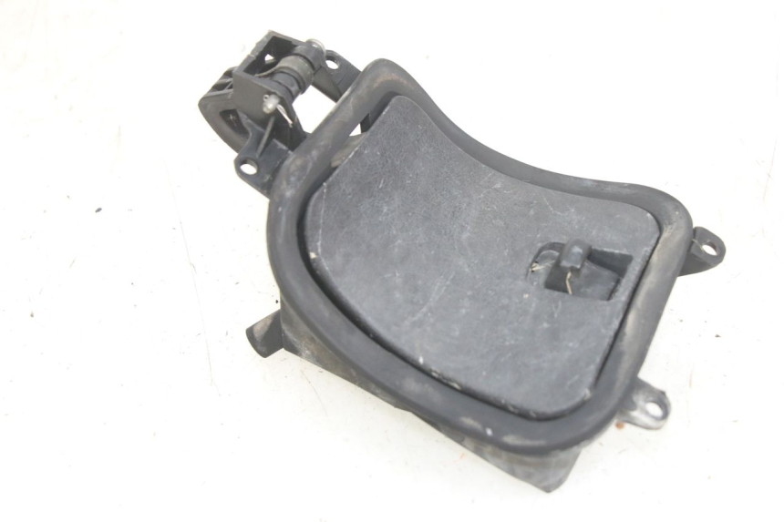 photo de SPORTELLO DEL SERBATOIO YAMAHA X-MAX XMAX 250 (2006 - 2009)