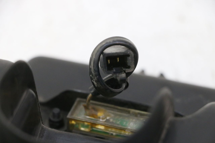 photo de SPORTELLO QUADRO 4 4D 350 (2015 - 2018)