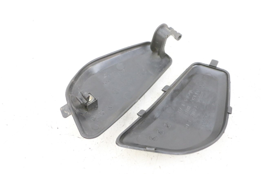 photo de SPORTELLO ANTERIORE SYM GTS EVO 125 (2009 - 2013) - Zoom sullo stato d'uso