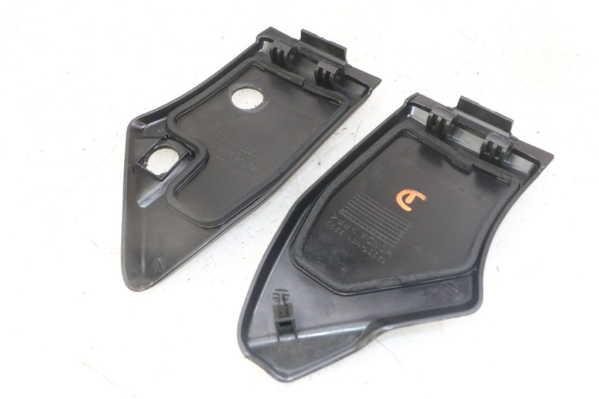 photo de SPORTELLO ANTERIORE HONDA NTV DEAUVILLE ABS 700 (2007 - 2016)