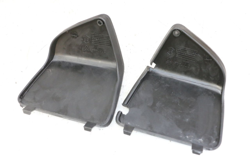 photo de SPORTELLO ANTERIORE PIAGGIO VESPA GRANTURISMO 200 (2004 - 2005)