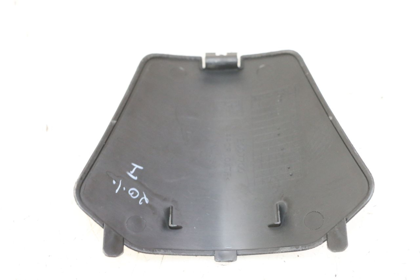 photo de SPORTELLO ANTERIORE APRILIA SXR 50 (2021 - 2023)