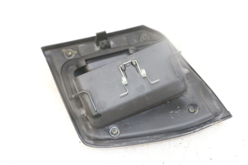 photo de SPORTELLO DESTRA HONDA FORZA ABS 300 (2013 - 2019)
