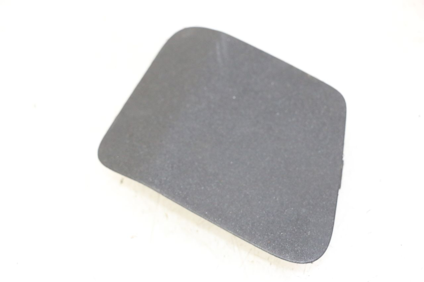 photo de SPORTELLO DESTRA PEUGEOT SATELIS 125 (2013 - 2018)