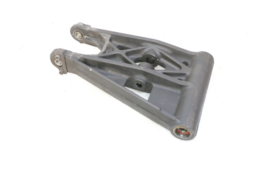 photo de BRACCIO OSCILLANTE ANTERIORE QUADRO 4 4D 350 (2015 - 2018)