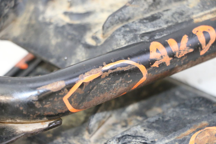 photo de BRACCIO OSCILLANTE ANTERIORE YAMAHA YFM R RAPTOR 250 (2008 - 2014)