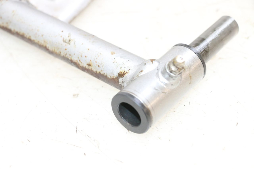 photo de BRACCIO OSCILLANTE ANTERIORE YAMAHA YFM R RAPTOR 250 (2008 - 2014) - Angolazione alternativa