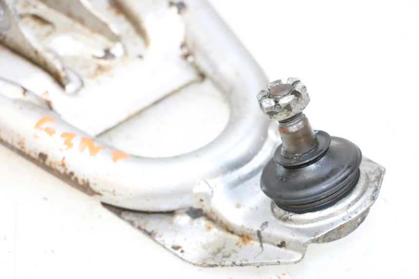 photo de BRACCIO OSCILLANTE ANTERIORE YAMAHA YFM R RAPTOR 250 (2008 - 2014) - Ricambio usato controllato