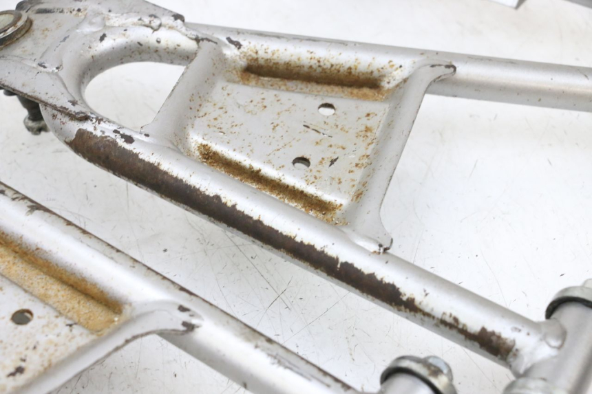 photo de BRACCIO OSCILLANTE ANTERIORE YAMAHA YFM R RAPTOR 250 (2008 - 2014) - Altra angolazione