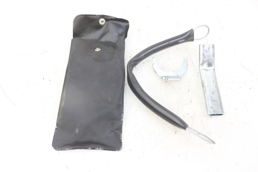 photo de KIT UTENSILI HONDA FORZA ABS 300 (2013 - 2019)