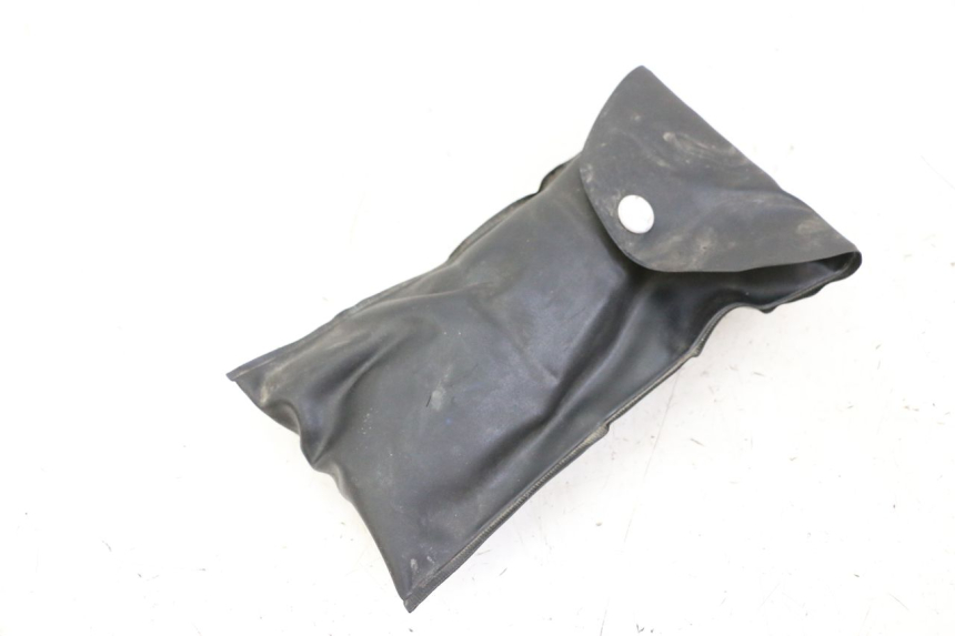 photo de KIT UTENSILI SUZUKI GSR 750 (2011 - 2017)