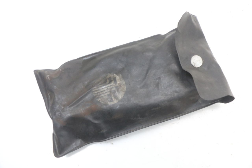 photo de KIT UTENSILI HYOSUNG GTR 125 (2006 - 2008)