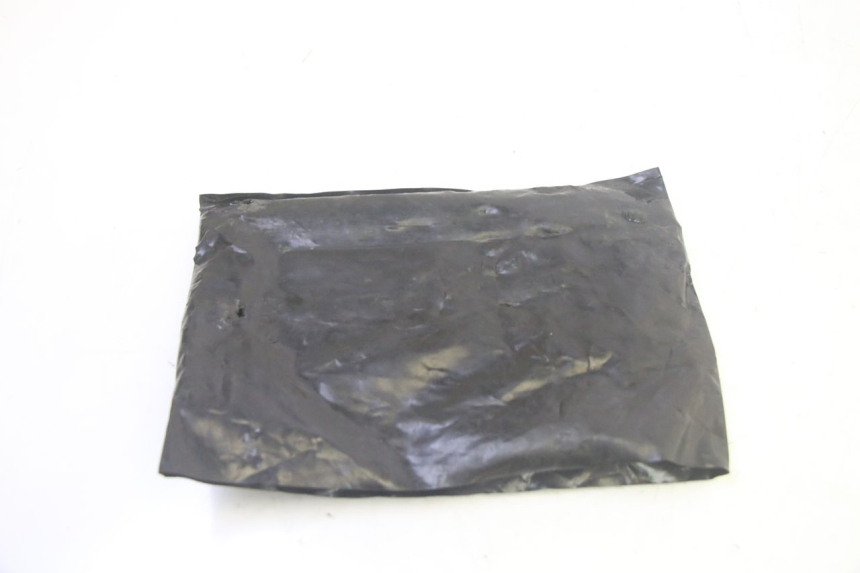 photo de SET DI ATTREZZI PIAGGIO MP3 LT 400 (2007 - 2012) - Zoom sullo stato d'uso