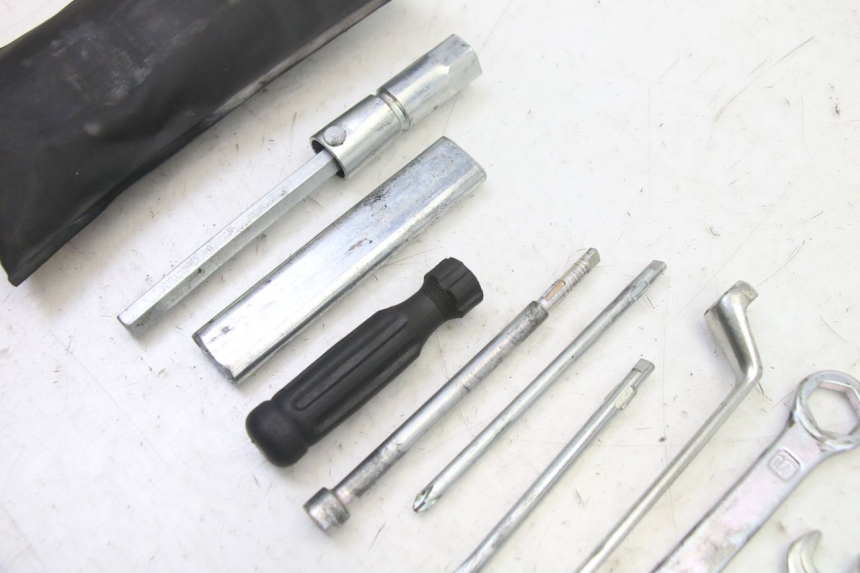photo de KIT UTENSILI HONDA NTV DEAUVILLE ABS 700 (2007 - 2016)