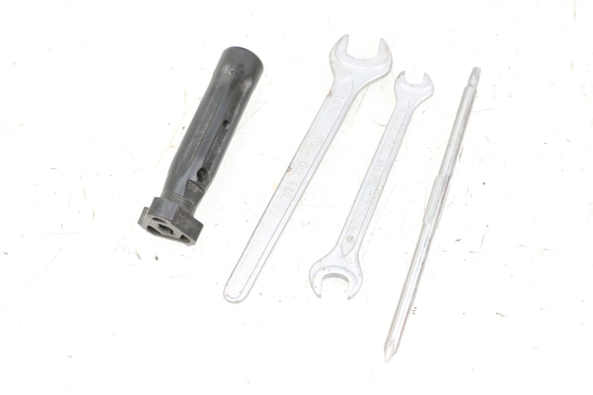 photo de KIT UTENSILI BMW R GS 1250 (2021 - 2024) - Altra angolazione