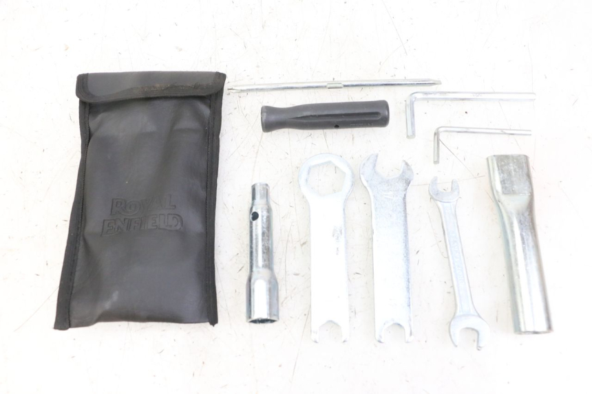 photo de KIT UTENSILI ROYAL ENFIELD HYMALAYAN 410 (2016 - 2023)