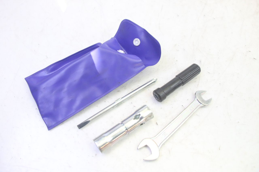 photo de KIT UTENSILI JM MOTORS SANTANA EVO 50 (2024 - 2026) - Vista principale