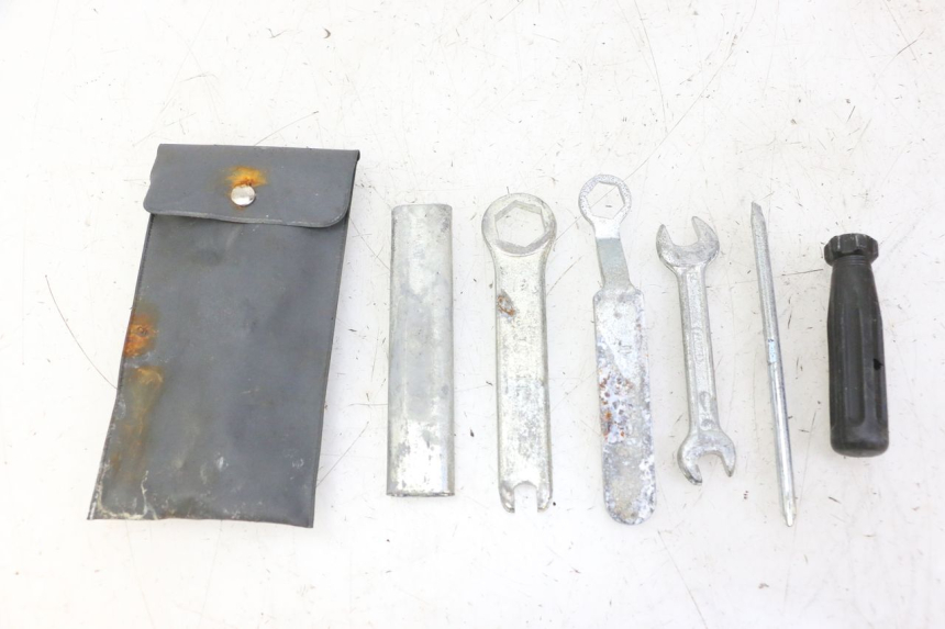 photo de SET DI ATTREZZI HONDA SCV LEAD 100 (2003 - 2007)