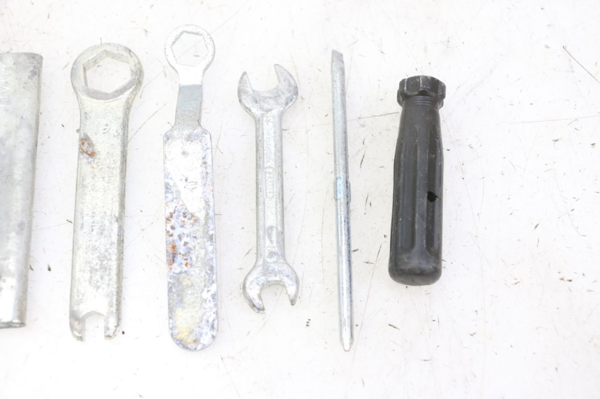 photo de SET DI ATTREZZI HONDA SCV LEAD 100 (2003 - 2007)